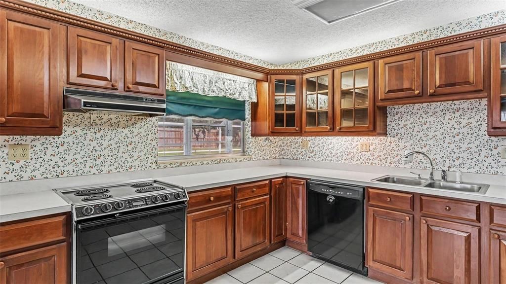 En Venta: $375,000 (3 camas, 2 baños, 1900 Pies cuadrados)