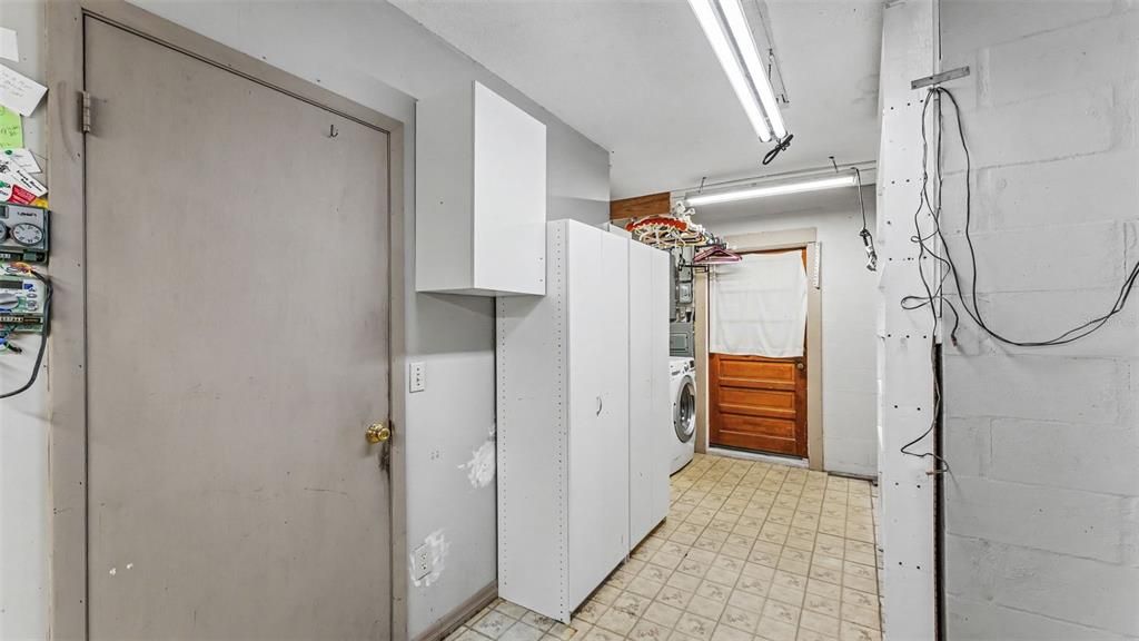 En Venta: $375,000 (3 camas, 2 baños, 1900 Pies cuadrados)