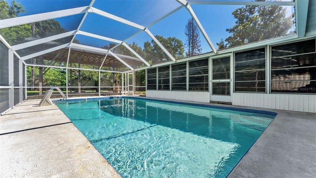 En Venta: $375,000 (3 camas, 2 baños, 1900 Pies cuadrados)