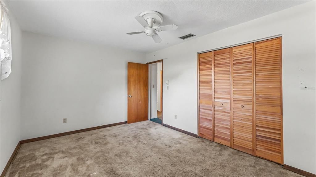En Venta: $375,000 (3 camas, 2 baños, 1900 Pies cuadrados)