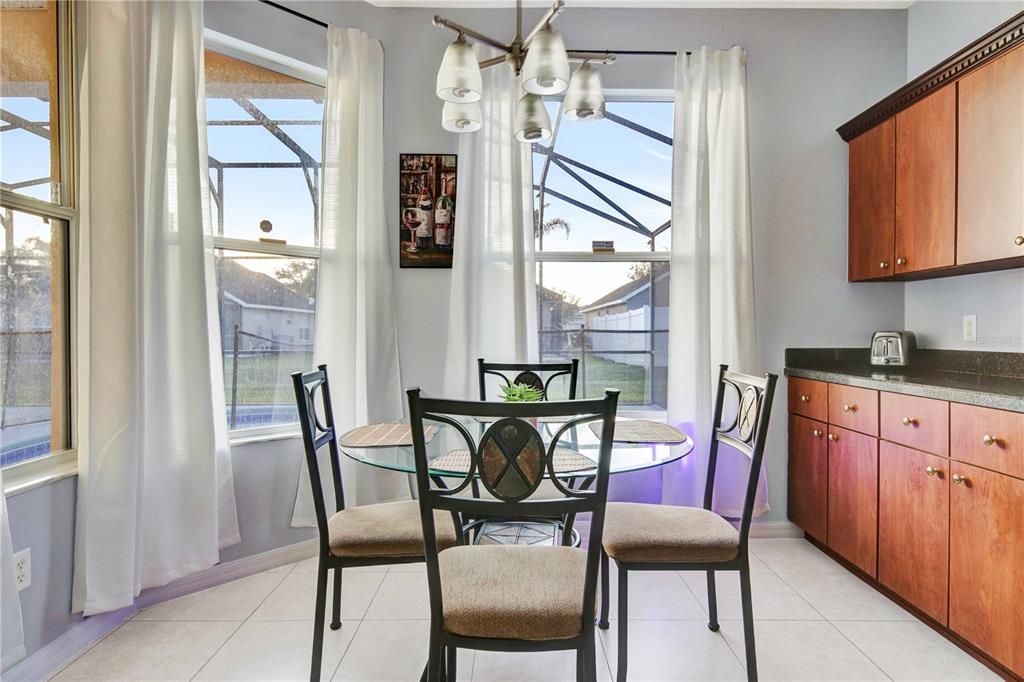 For Sale: $420,000 (4 beds, 3 baths, 1808 Square Feet)
