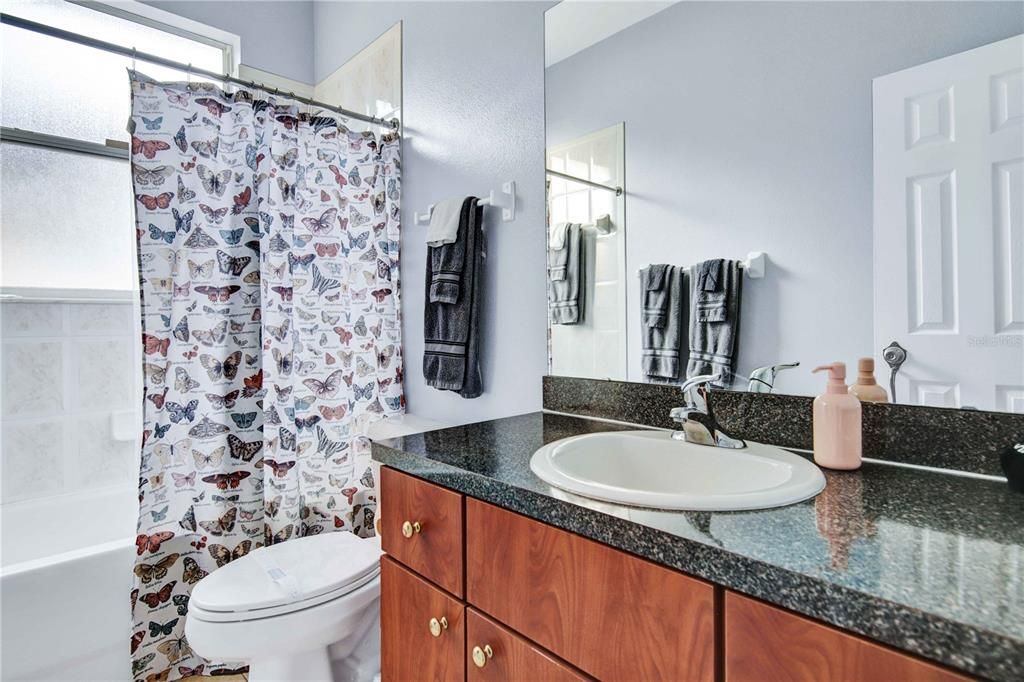For Sale: $420,000 (4 beds, 3 baths, 1808 Square Feet)