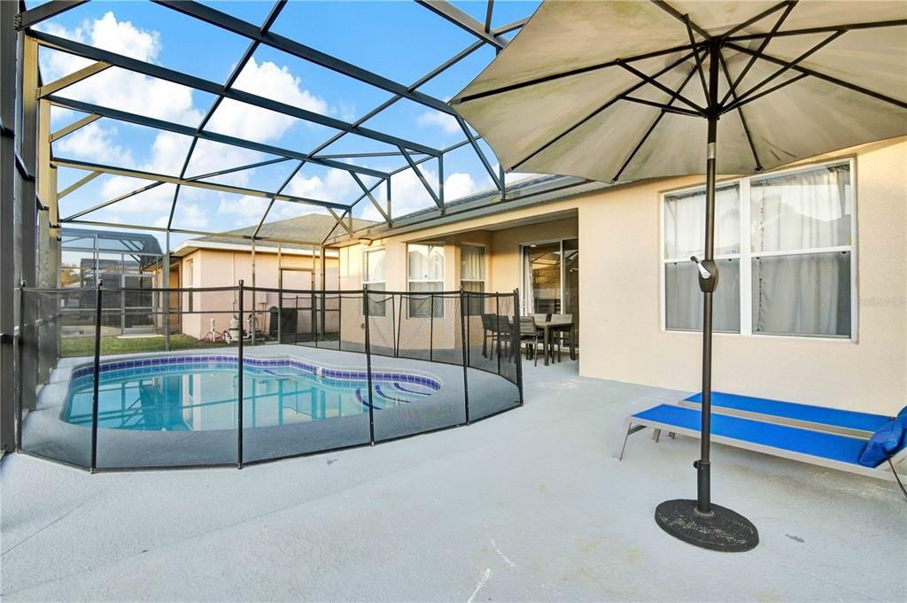 For Sale: $420,000 (4 beds, 3 baths, 1808 Square Feet)