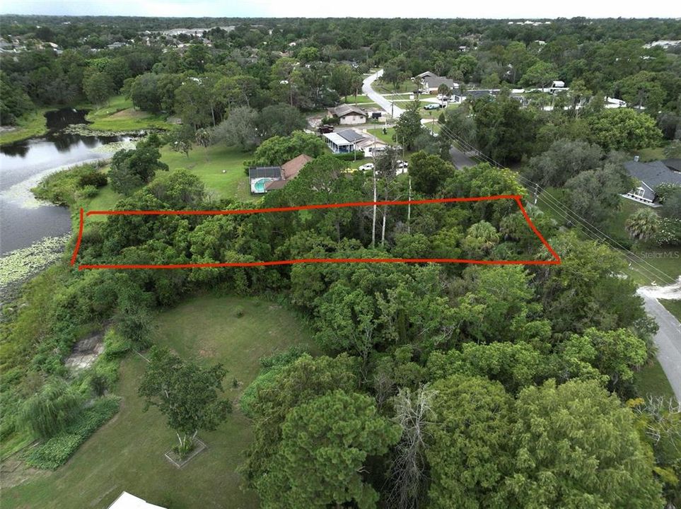 На продажу: $65,000 (0.36 acres)