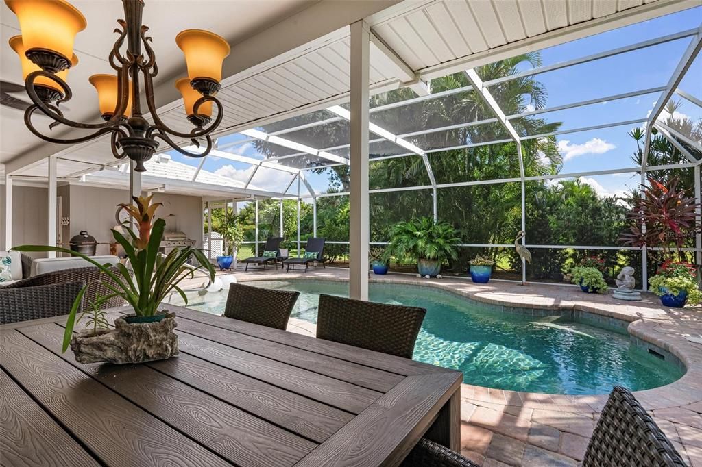 For Sale: $668,000 (3 beds, 2 baths, 2451 Square Feet)