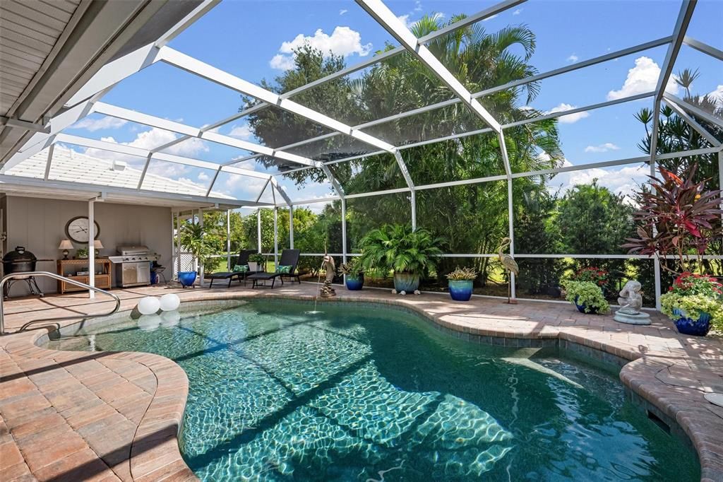 For Sale: $668,000 (3 beds, 2 baths, 2451 Square Feet)