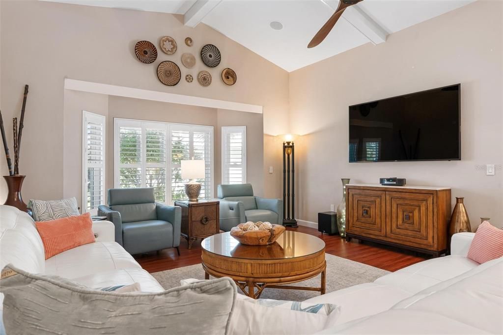For Sale: $668,000 (3 beds, 2 baths, 2451 Square Feet)