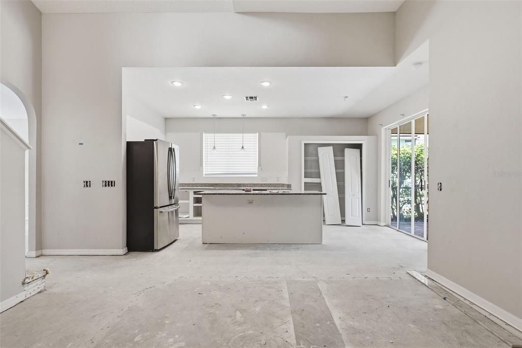 Active With Contract: $349,900 (4 beds, 3 baths, 2140 Square Feet)