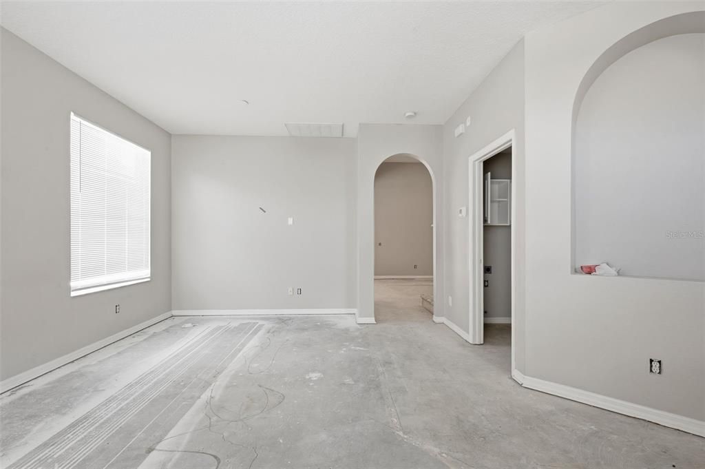 Active With Contract: $349,900 (4 beds, 3 baths, 2140 Square Feet)