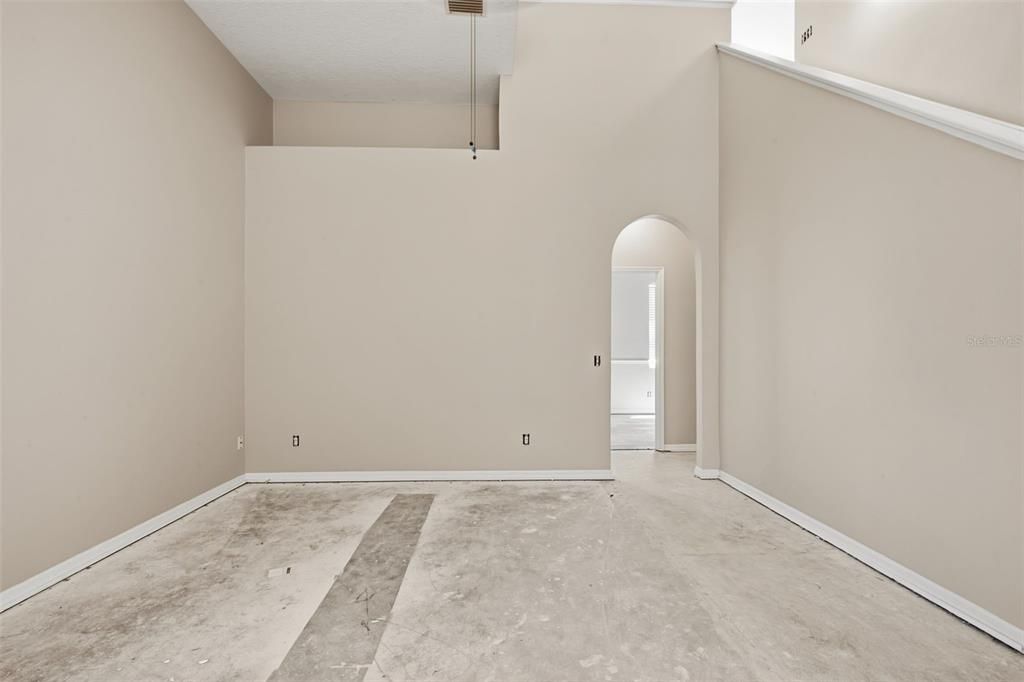 Active With Contract: $349,900 (4 beds, 3 baths, 2140 Square Feet)