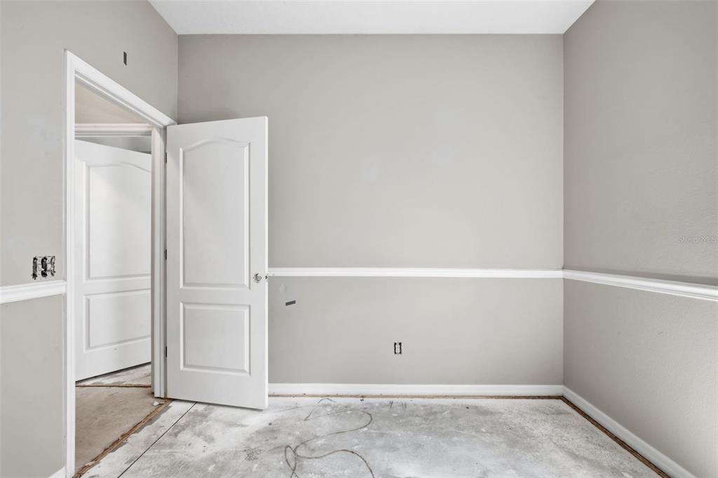 Active With Contract: $349,900 (4 beds, 3 baths, 2140 Square Feet)