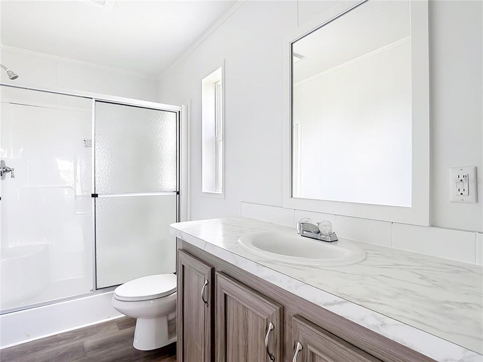 En Venta: $265,000 (3 camas, 2 baños, 1100 Pies cuadrados)