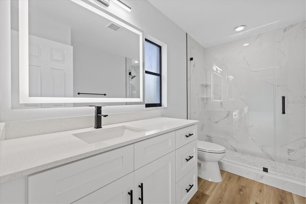 En Venta: $579,999 (4 camas, 3 baños, 1805 Pies cuadrados)