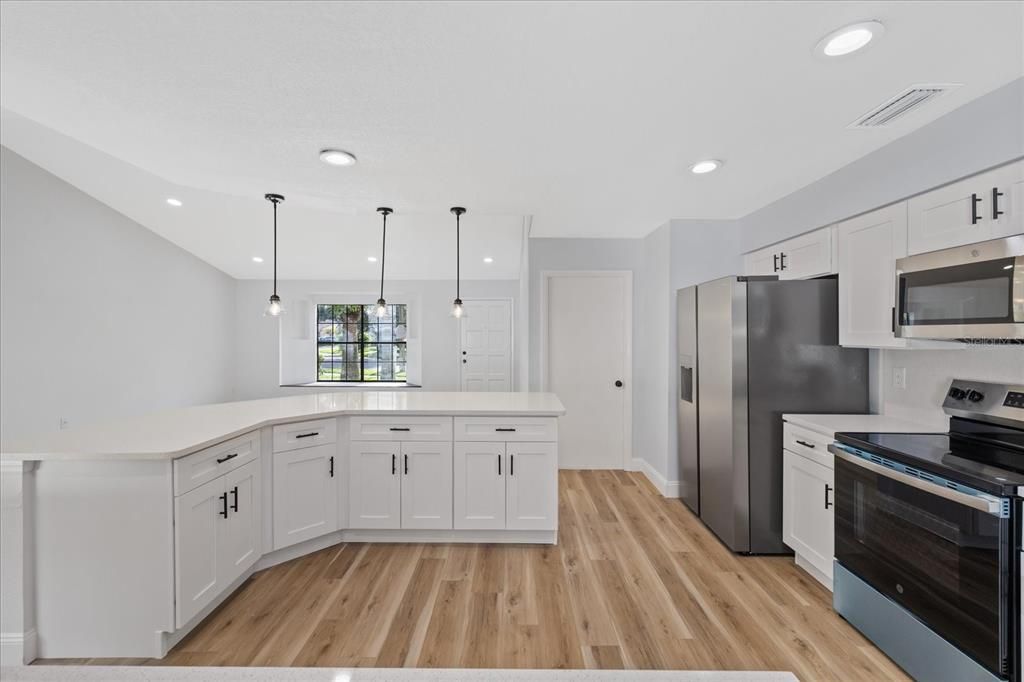 En Venta: $579,999 (4 camas, 3 baños, 1805 Pies cuadrados)