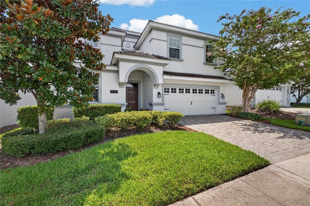 En Venta: $639,000 (8 camas, 5 baños, 3909 Pies cuadrados)
