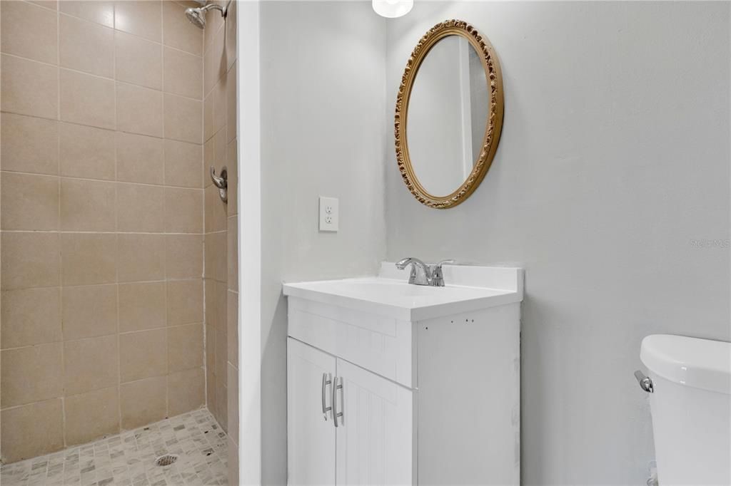 For Sale: $137,500 (3 beds, 2 baths, 1216 Square Feet)