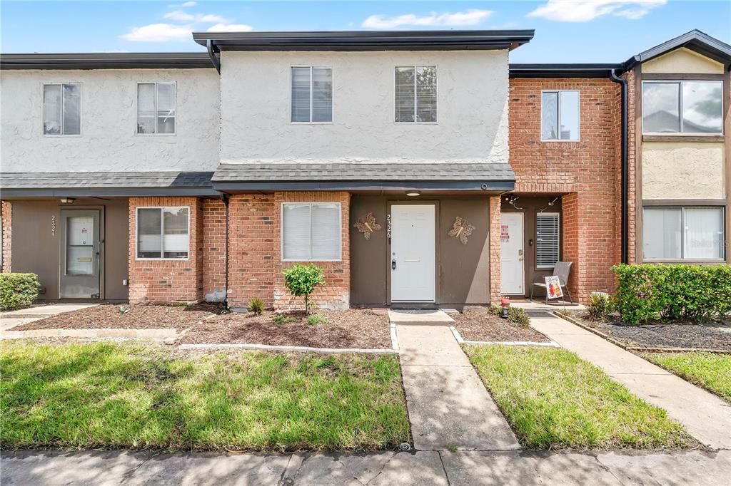 For Sale: $137,500 (3 beds, 2 baths, 1216 Square Feet)