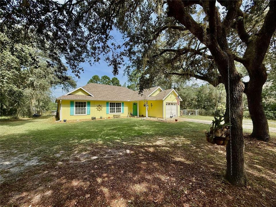 For Sale: $330,000 (2 beds, 2 baths, 1482 Square Feet)