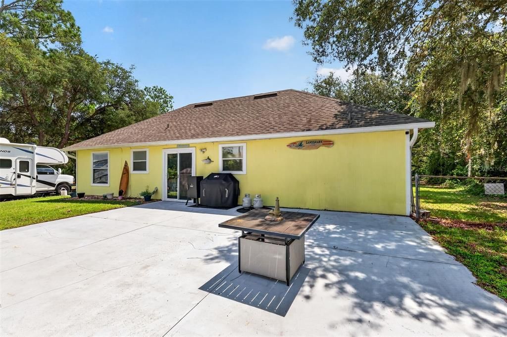 For Sale: $330,000 (2 beds, 2 baths, 1482 Square Feet)