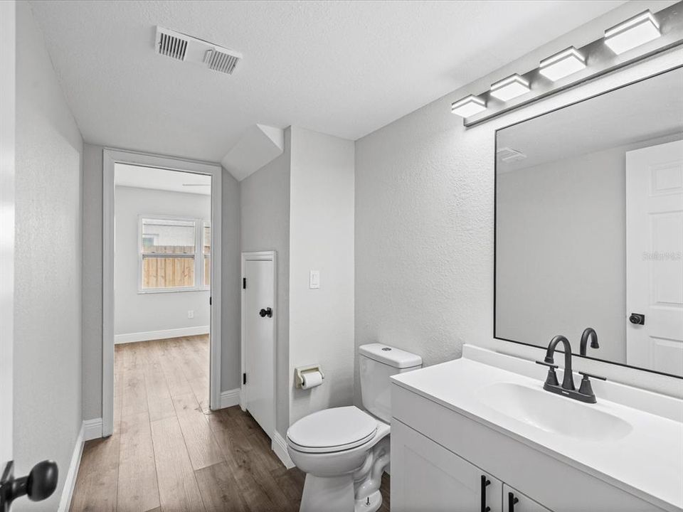 For Sale: $599,000 (4 beds, 2 baths, 2200 Square Feet)