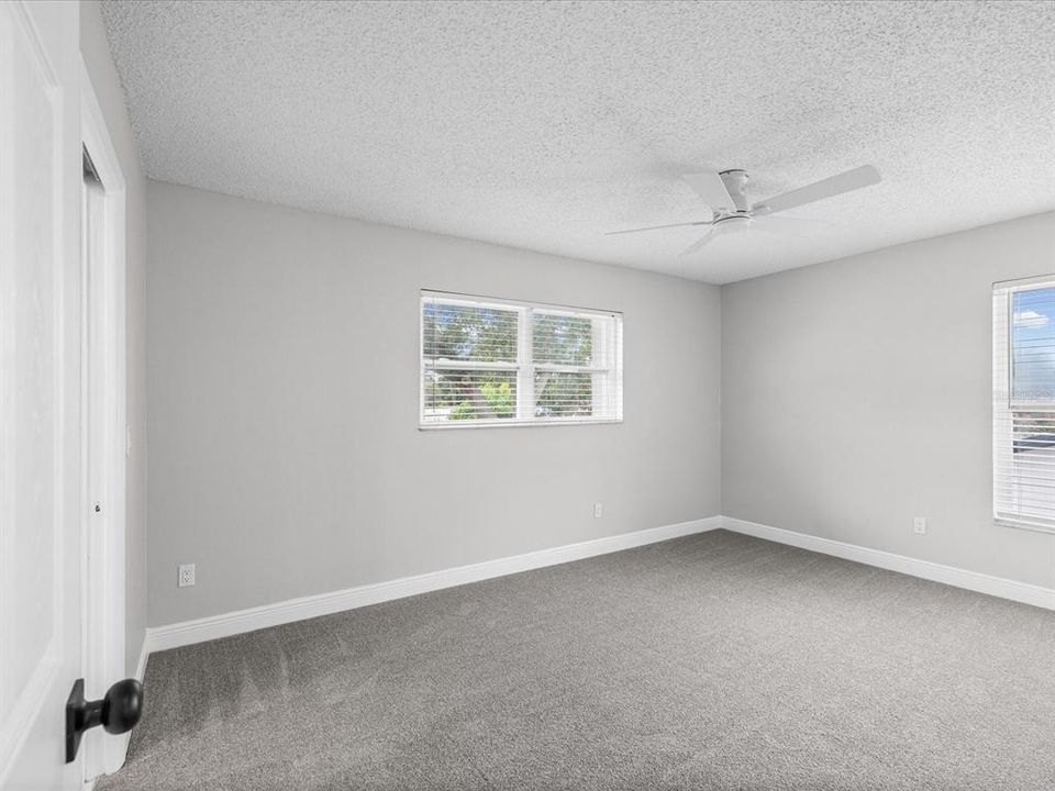 For Sale: $599,000 (4 beds, 2 baths, 2200 Square Feet)