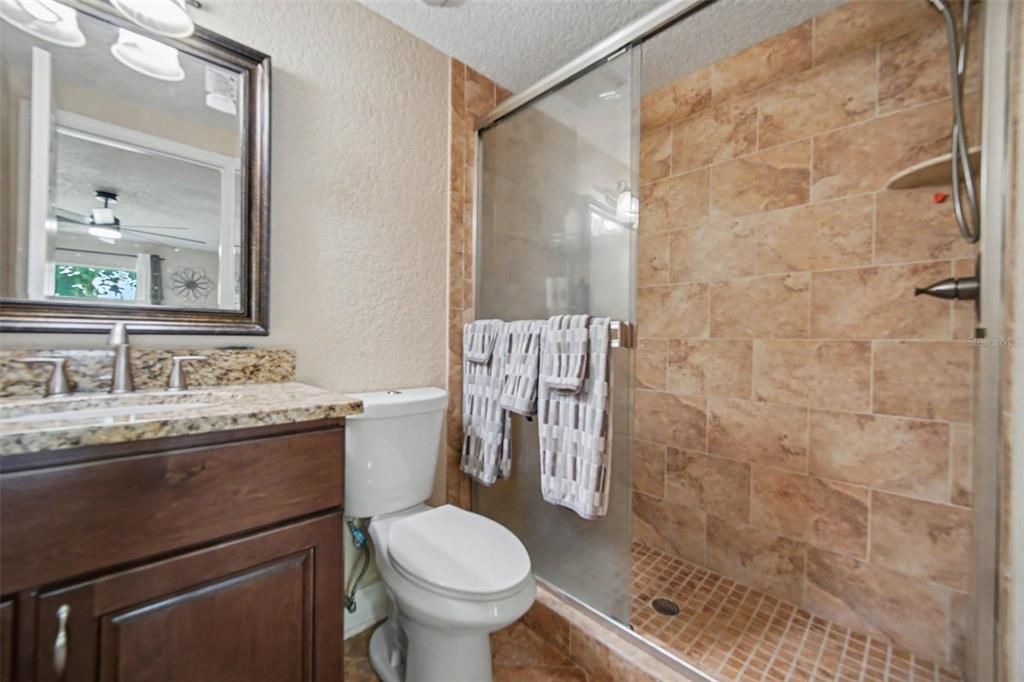 En Venta: $315,000 (3 camas, 2 baños, 1484 Pies cuadrados)