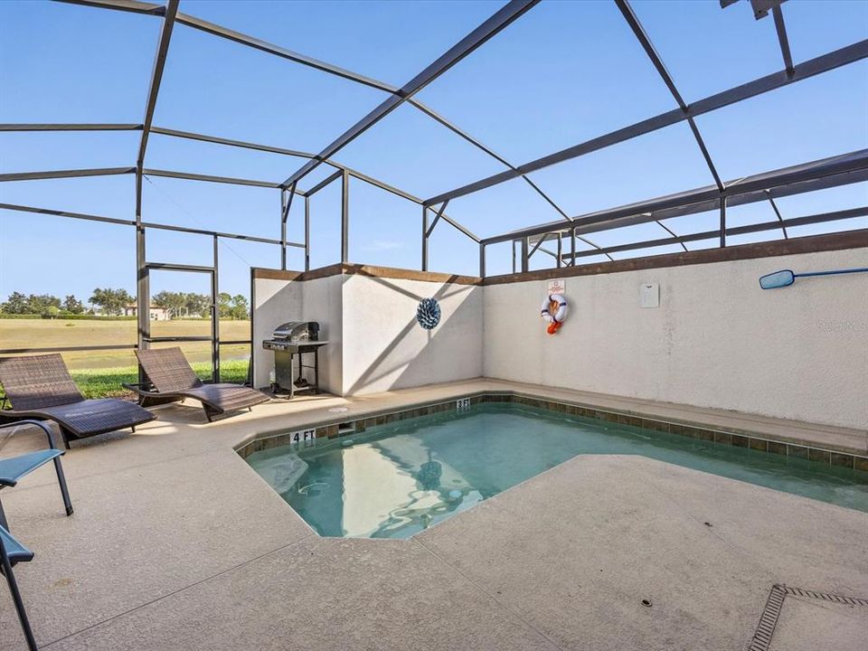 En Venta: $365,000 (4 camas, 3 baños, 1902 Pies cuadrados)