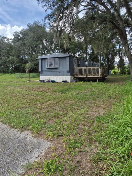 For Sale: $89,700 (2 beds, 1 baths, 784 Square Feet)