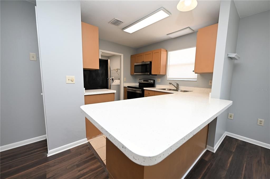 For Rent: $1,760 (3 beds, 2 baths, 1201 Square Feet)