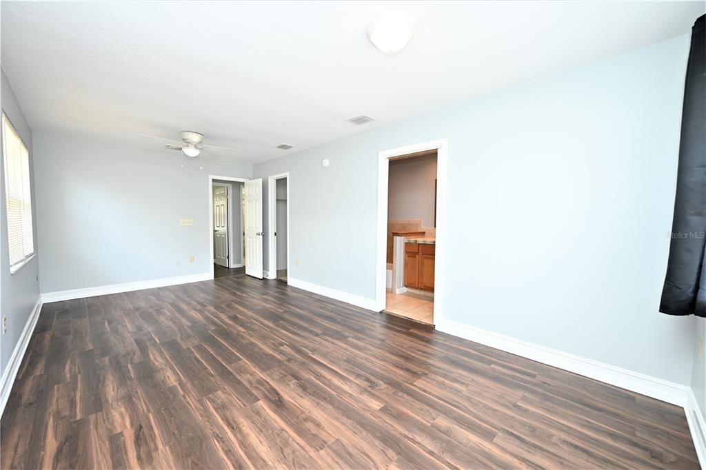 For Rent: $1,760 (3 beds, 2 baths, 1201 Square Feet)