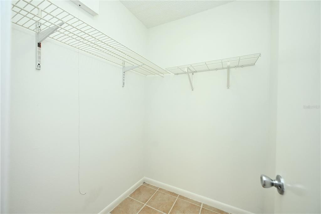 For Rent: $1,760 (3 beds, 2 baths, 1201 Square Feet)