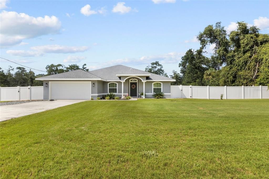 En Venta: $419,900 (4 camas, 3 baños, 2120 Pies cuadrados)