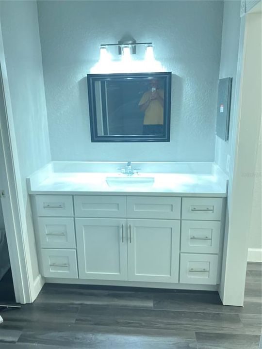 For Rent: $2,300 (3 beds, 2 baths, 1481 Square Feet)