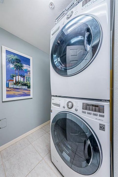 На продажу: $439,000 (3 спален, 2 ванн, 1800 Квадратных фут)