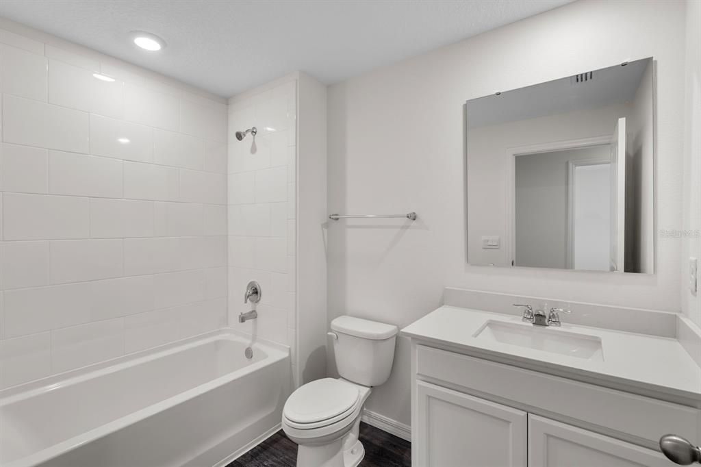 En Venta: $487,500 (3 camas, 2 baños, 1817 Pies cuadrados)