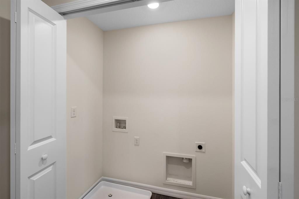 En Venta: $487,500 (3 camas, 2 baños, 1817 Pies cuadrados)