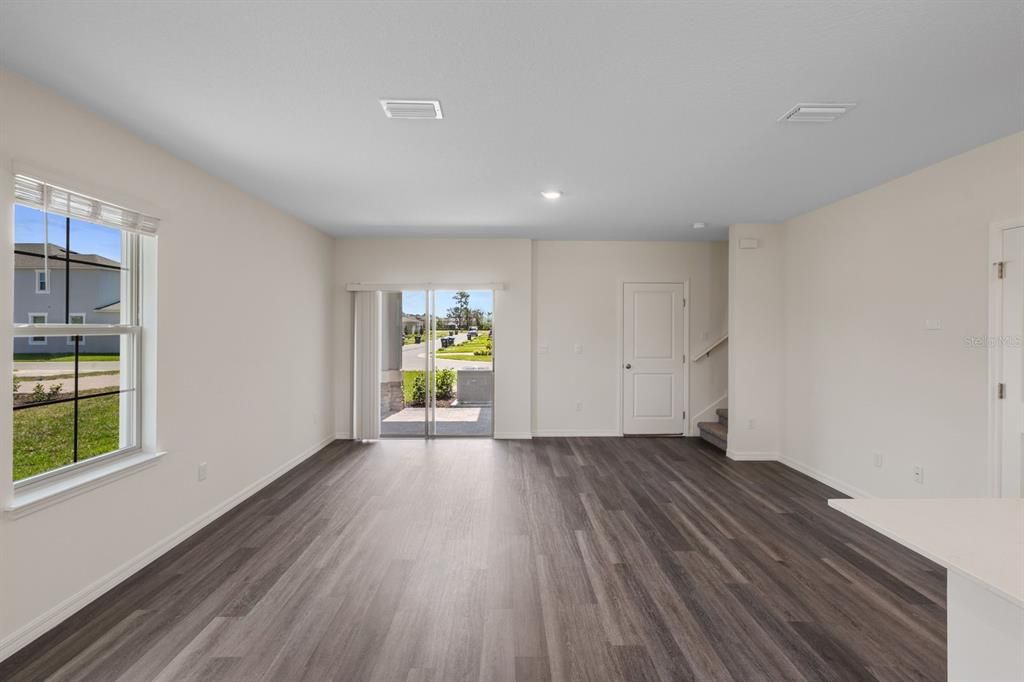 En Venta: $487,500 (3 camas, 2 baños, 1817 Pies cuadrados)