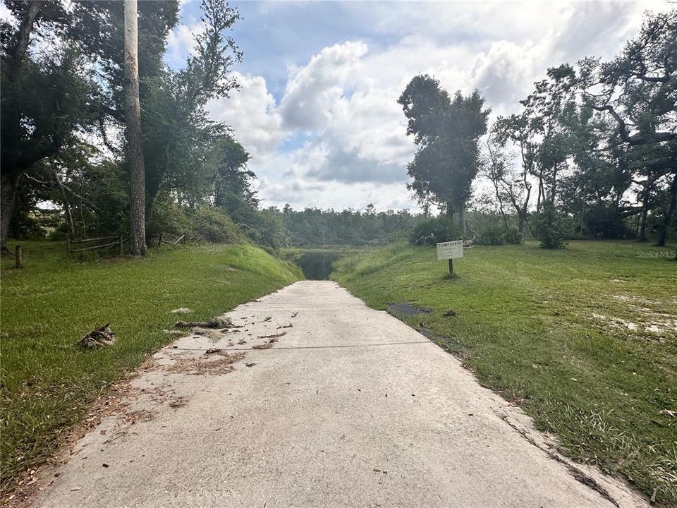 На продажу: $30,000 (1.10 acres)