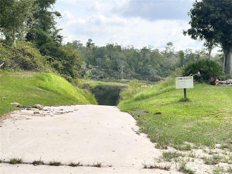На продажу: $30,000 (1.10 acres)