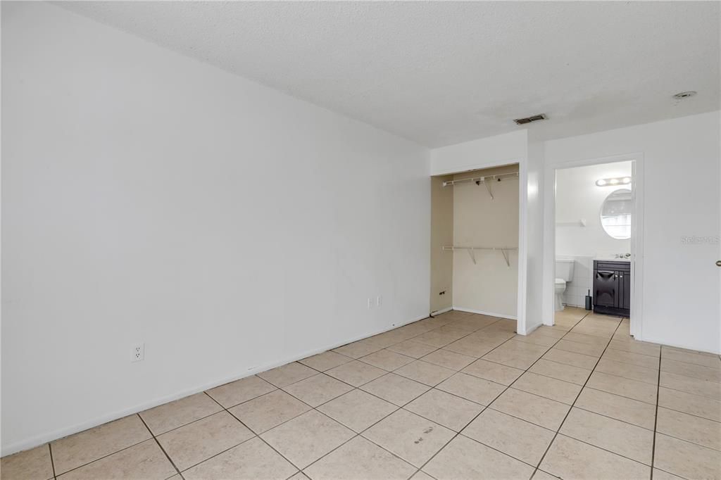 En Venta: $120,000 (2 camas, 2 baños, 922 Pies cuadrados)