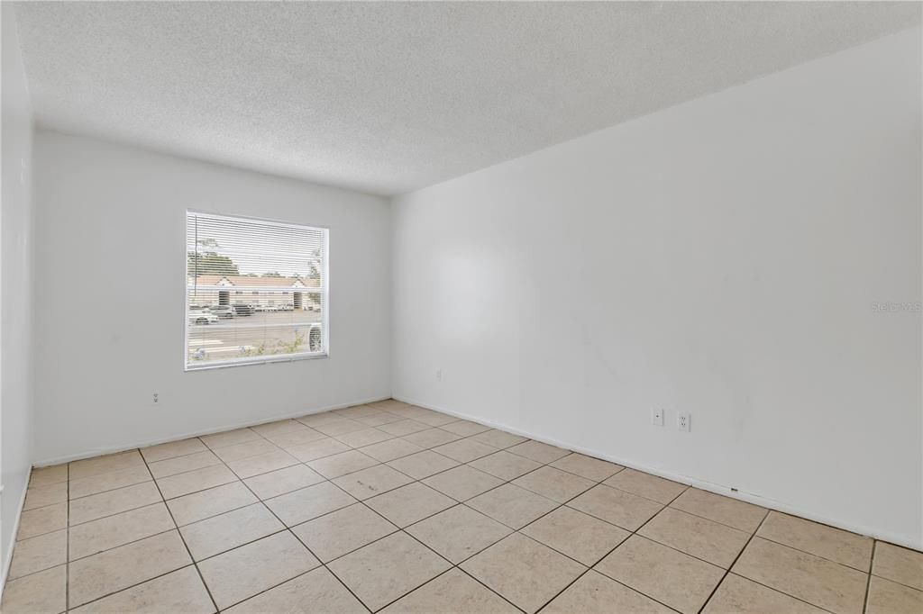En Venta: $120,000 (2 camas, 2 baños, 922 Pies cuadrados)