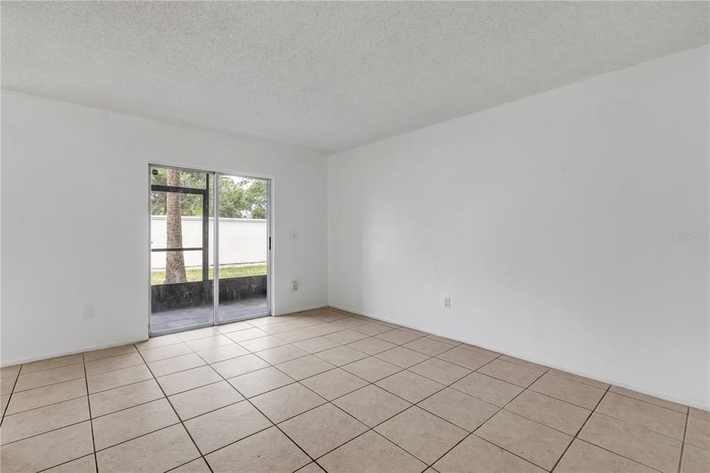 En Venta: $120,000 (2 camas, 2 baños, 922 Pies cuadrados)