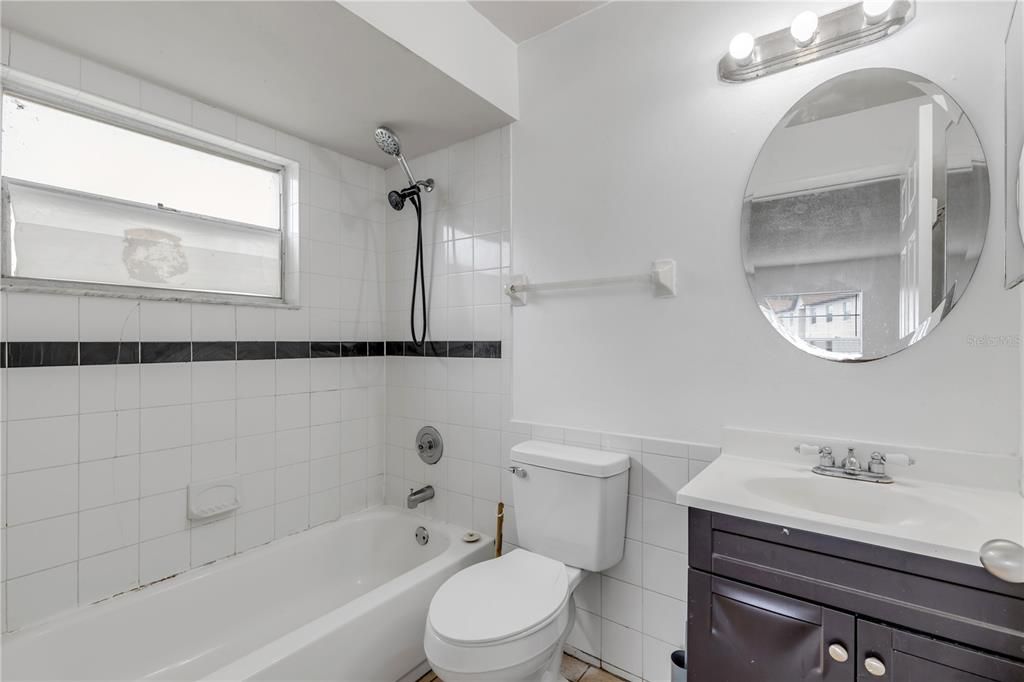 En Venta: $120,000 (2 camas, 2 baños, 922 Pies cuadrados)