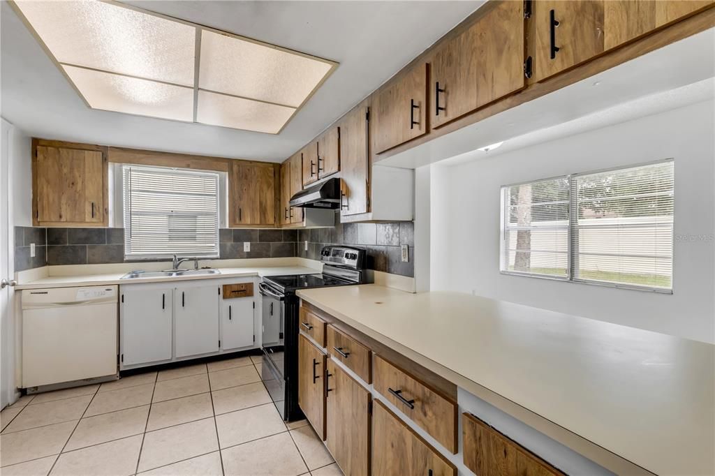 En Venta: $120,000 (2 camas, 2 baños, 922 Pies cuadrados)