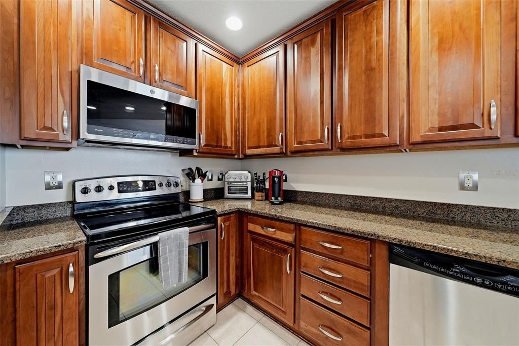 En Venta: $1,250,000 (3 camas, 3 baños, 1935 Pies cuadrados)