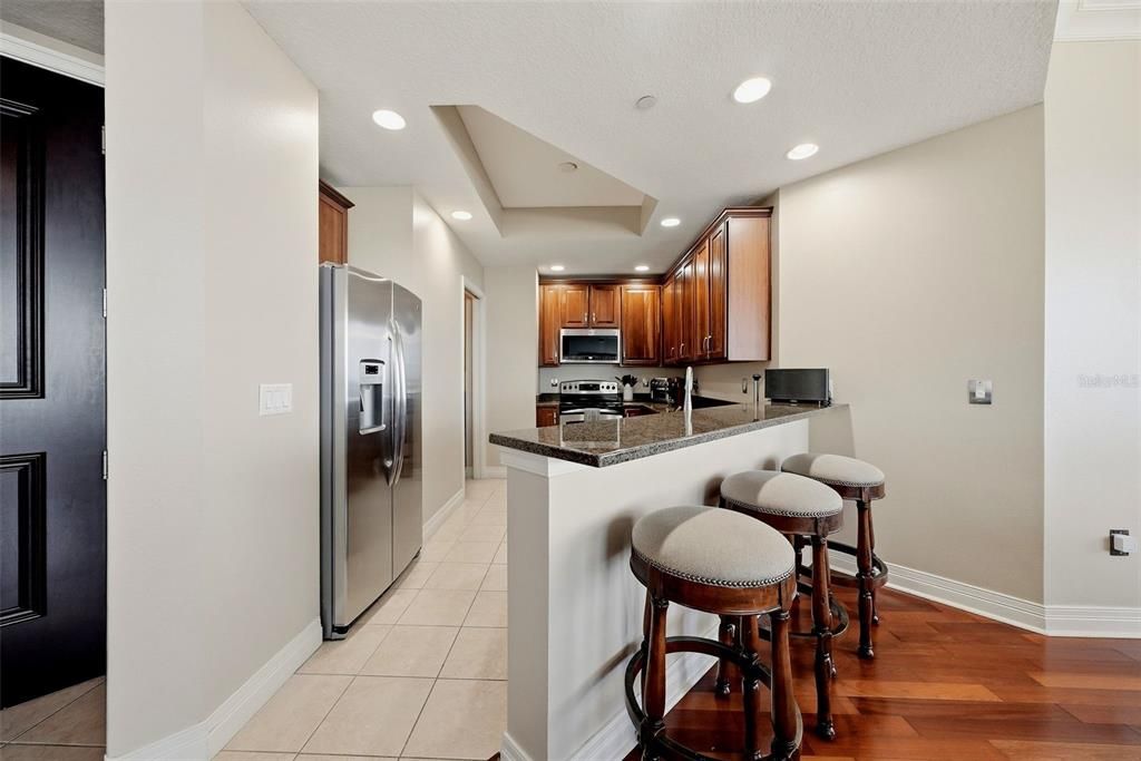 En Venta: $1,250,000 (3 camas, 3 baños, 1935 Pies cuadrados)