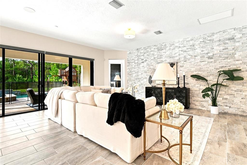 En Venta: $1,399,000 (5 camas, 4 baños, 4218 Pies cuadrados)