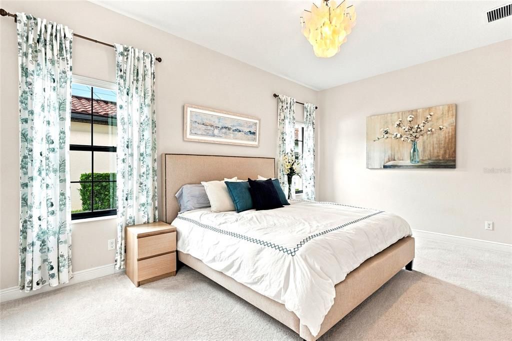 En Venta: $1,399,000 (5 camas, 4 baños, 4218 Pies cuadrados)