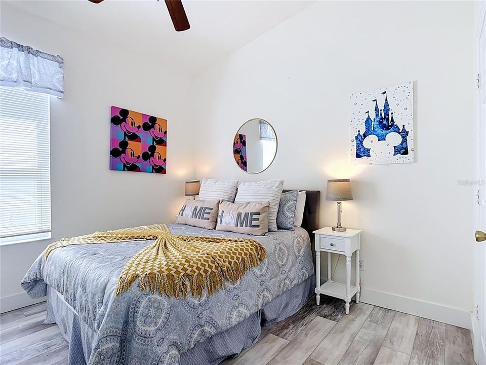 En Venta: $450,000 (4 camas, 3 baños, 1834 Pies cuadrados)
