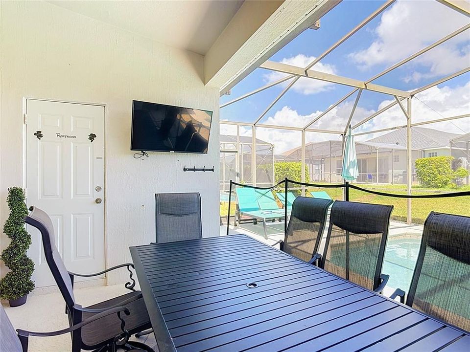 En Venta: $450,000 (4 camas, 3 baños, 1834 Pies cuadrados)